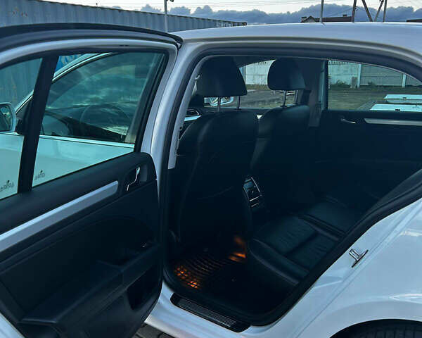 Шкода Суперб 2013 у Чернівцях на Automoto.ua Білий Шкода Суперб, об'ємом двигуна 1.8 л та пробігом 170 тис. км за 11800 $, фото 17 на Automoto.ua