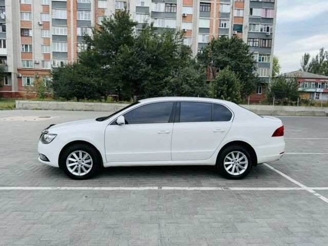 Білий Шкода Суперб, об'ємом двигуна 1.8 л та пробігом 299 тис. км за 8999 $, фото 5 на Automoto.ua