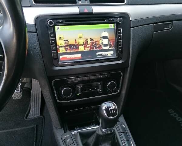 Білий Шкода Суперб, об'ємом двигуна 1.8 л та пробігом 162 тис. км за 11700 $, фото 15 на Automoto.ua