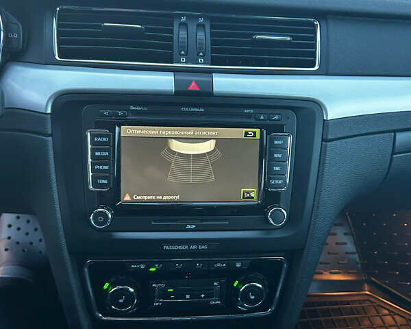 Шкода Суперб 2013 у Чернівцях на Automoto.ua Білий Шкода Суперб, об'ємом двигуна 1.8 л та пробігом 170 тис. км за 11800 $, фото 26 на Automoto.ua