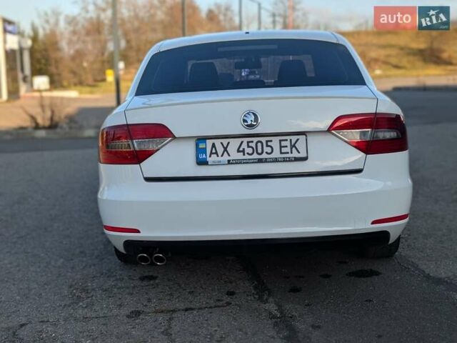 Белый Шкода Суперб, объемом двигателя 1.8 л и пробегом 140 тыс. км за 11300 $, фото 11 на Automoto.ua