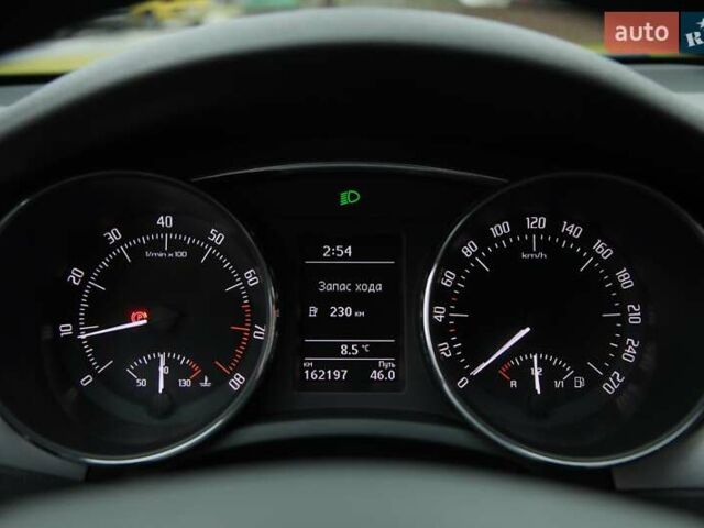 Белый Шкода Суперб, объемом двигателя 1.8 л и пробегом 162 тыс. км за 11500 $, фото 14 на Automoto.ua