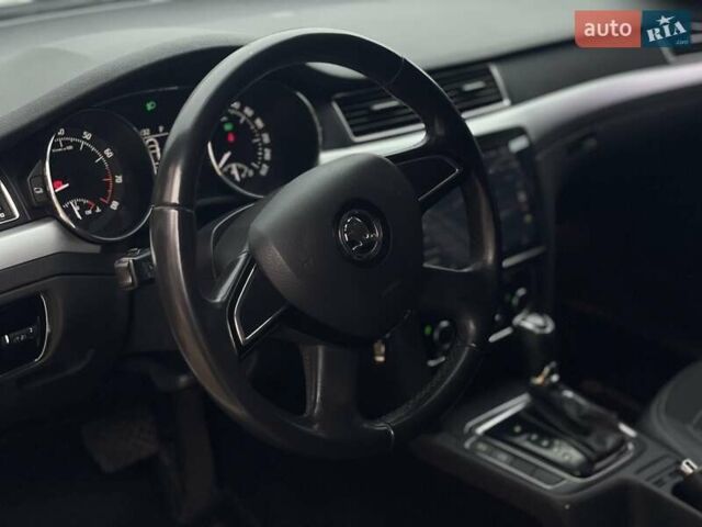 Шкода Суперб 2013 у Дніпро (Дніпропетровську) на Automoto.ua Білий Шкода Суперб, об'ємом двигуна 1.8 л та пробігом 300 тис. км за 8700 $, фото 14 на Automoto.ua