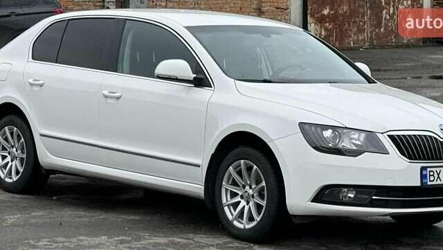 Белый Шкода Суперб, объемом двигателя 1.8 л и пробегом 186 тыс. км за 12700 $, фото 1 на Automoto.ua