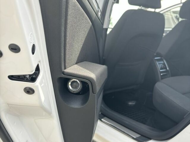 Белый Шкода Суперб, объемом двигателя 1.8 л и пробегом 180 тыс. км за 11600 $, фото 21 на Automoto.ua