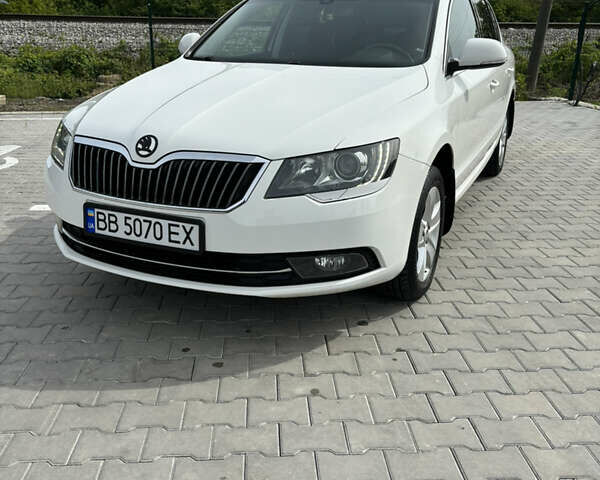 Белый Шкода Суперб, объемом двигателя 1.8 л и пробегом 174 тыс. км за 12500 $, фото 10 на Automoto.ua