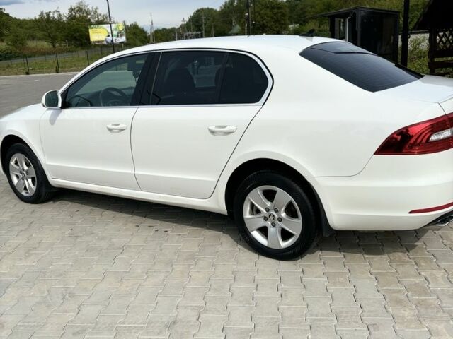 Белый Шкода Суперб, объемом двигателя 1.8 л и пробегом 180 тыс. км за 11600 $, фото 12 на Automoto.ua