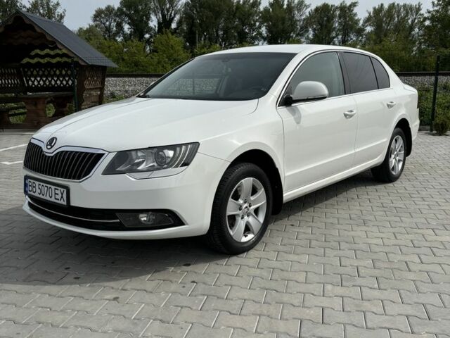 Белый Шкода Суперб, объемом двигателя 1.8 л и пробегом 180 тыс. км за 11600 $, фото 7 на Automoto.ua