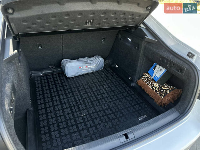 Белый Шкода Суперб, объемом двигателя 1.6 л и пробегом 280 тыс. км за 14500 $, фото 26 на Automoto.ua