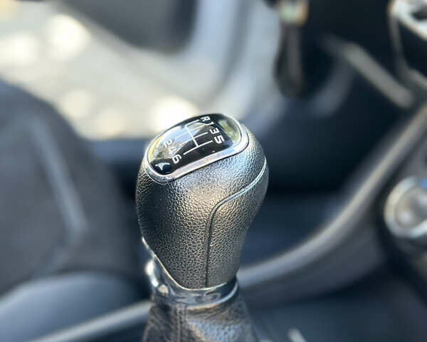 Белый Шкода Суперб, объемом двигателя 1.6 л и пробегом 280 тыс. км за 14500 $, фото 36 на Automoto.ua