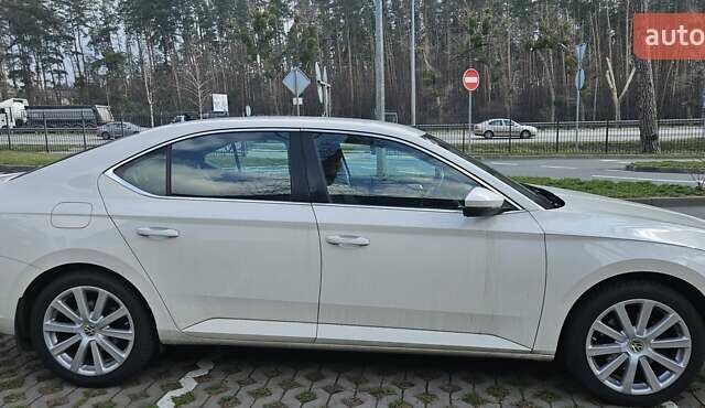 Білий Шкода Суперб, об'ємом двигуна 1.8 л та пробігом 144 тис. км за 16900 $, фото 10 на Automoto.ua