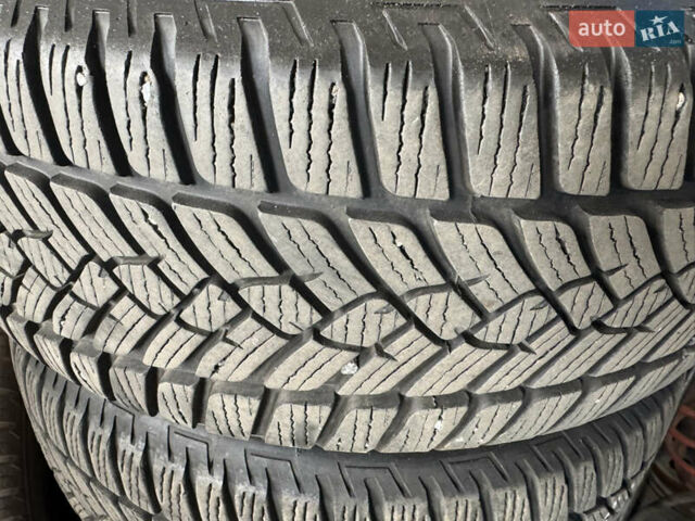 Білий Шкода Суперб, об'ємом двигуна 1.8 л та пробігом 187 тис. км за 16500 $, фото 15 на Automoto.ua