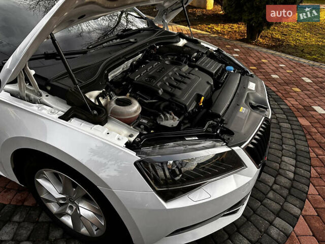 Белый Шкода Суперб, объемом двигателя 2 л и пробегом 255 тыс. км за 15500 $, фото 41 на Automoto.ua