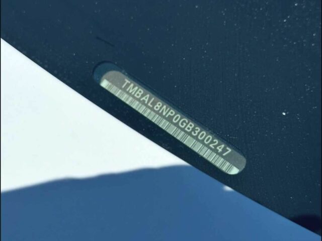 Белый Шкода Суперб, объемом двигателя 0 л и пробегом 209 тыс. км за 16500 $, фото 12 на Automoto.ua