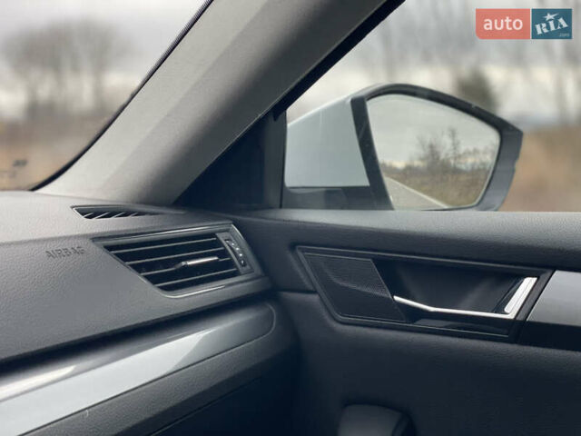 Белый Шкода Суперб, объемом двигателя 2 л и пробегом 255 тыс. км за 14999 $, фото 54 на Automoto.ua