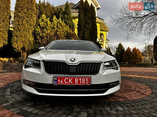 Белый Шкода Суперб, объемом двигателя 2 л и пробегом 255 тыс. км за 15500 $, фото 15 на Automoto.ua