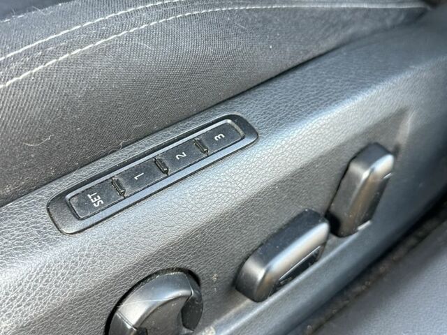 Білий Шкода Суперб, об'ємом двигуна 2 л та пробігом 226 тис. км за 17750 $, фото 10 на Automoto.ua