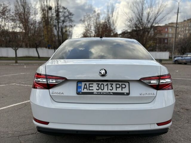 Білий Шкода Суперб, об'ємом двигуна 2 л та пробігом 217 тис. км за 21000 $, фото 10 на Automoto.ua