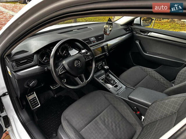 Белый Шкода Суперб, объемом двигателя 2 л и пробегом 255 тыс. км за 15500 $, фото 20 на Automoto.ua