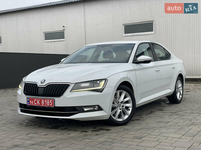 Белый Шкода Суперб, объемом двигателя 2 л и пробегом 255 тыс. км за 14999 $, фото 37 на Automoto.ua