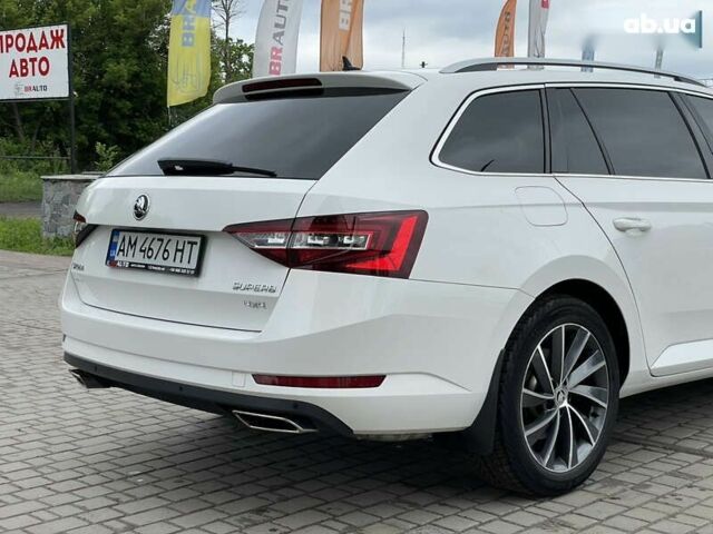 Белый Шкода Суперб, объемом двигателя 2 л и пробегом 300 тыс. км за 17555 $, фото 16 на Automoto.ua