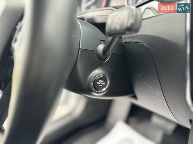 Шкода Суперб 2017 у Мукачеве на Automoto.ua Білий Шкода Суперб, об'ємом двигуна 1.8 л та пробігом 220 тис. км за 18000 $, фото 30 на Automoto.ua