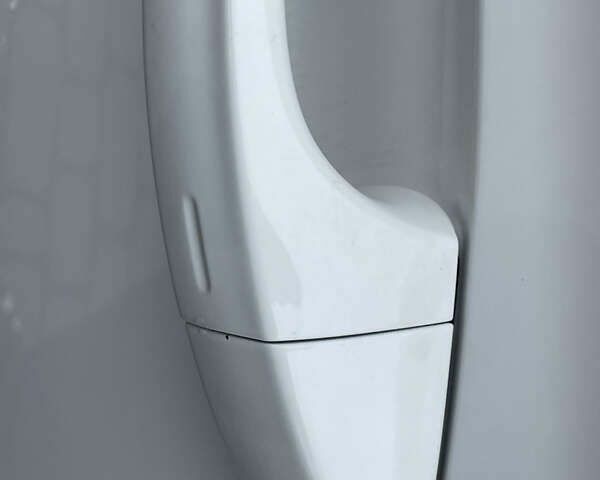 Белый Шкода Суперб, объемом двигателя 2 л и пробегом 300 тыс. км за 17555 $, фото 23 на Automoto.ua