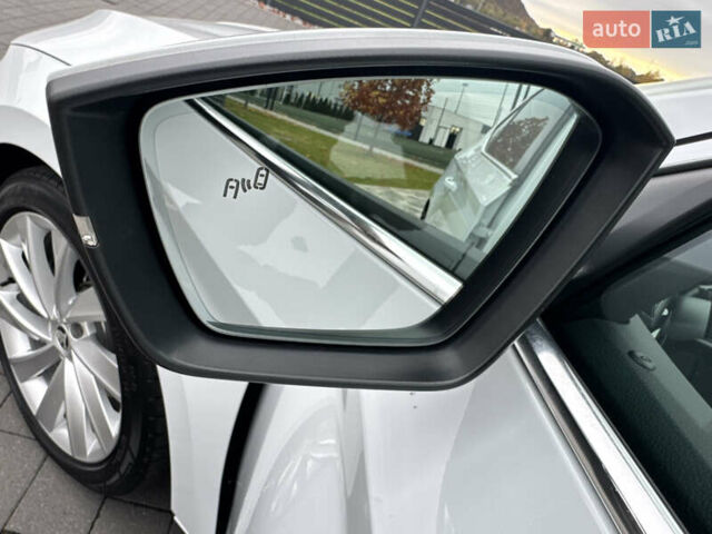 Шкода Суперб 2017 у Мукачеве на Automoto.ua Білий Шкода Суперб, об'ємом двигуна 1.8 л та пробігом 220 тис. км за 18000 $, фото 32 на Automoto.ua