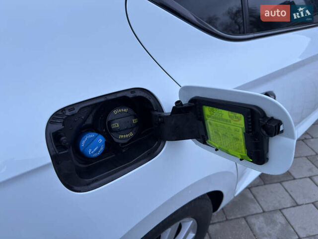 Белый Шкода Суперб, объемом двигателя 1.97 л и пробегом 169 тыс. км за 22000 $, фото 9 на Automoto.ua