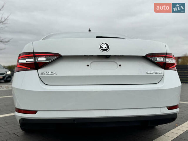 Шкода Суперб 2017 у Мукачеве на Automoto.ua Білий Шкода Суперб, об'ємом двигуна 1.8 л та пробігом 220 тис. км за 18000 $, фото 12 на Automoto.ua