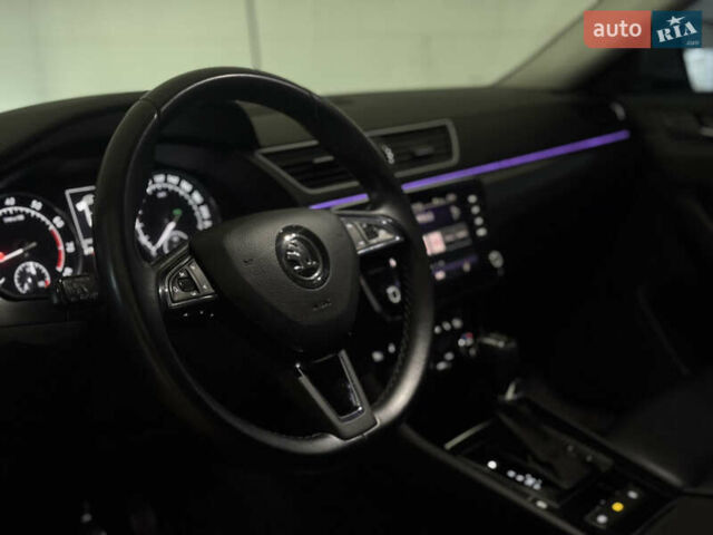 Белый Шкода Суперб, объемом двигателя 1.8 л и пробегом 218 тыс. км за 16900 $, фото 30 на Automoto.ua