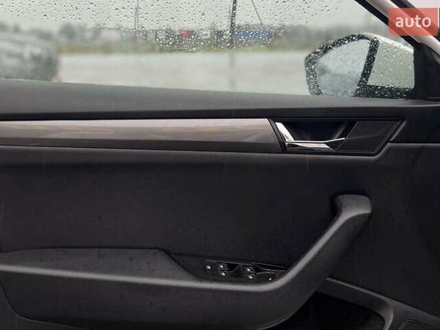 Белый Шкода Суперб, объемом двигателя 1.6 л и пробегом 197 тыс. км за 14999 $, фото 14 на Automoto.ua