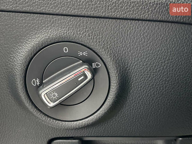 Белый Шкода Суперб, объемом двигателя 1.6 л и пробегом 197 тыс. км за 14999 $, фото 15 на Automoto.ua