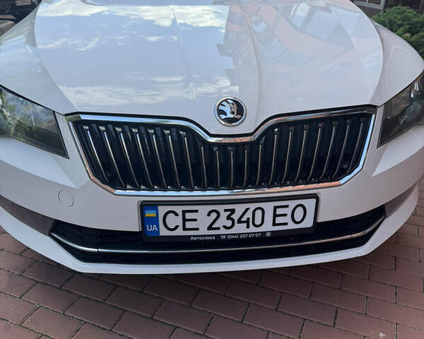 Белый Шкода Суперб, объемом двигателя 1.8 л и пробегом 159 тыс. км за 17900 $, фото 3 на Automoto.ua