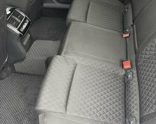 Белый Шкода Суперб, объемом двигателя 1.8 л и пробегом 115 тыс. км за 20600 $, фото 12 на Automoto.ua