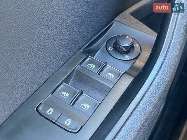 Білий Шкода Суперб, об'ємом двигуна 1.8 л та пробігом 140 тис. км за 21190 $, фото 20 на Automoto.ua