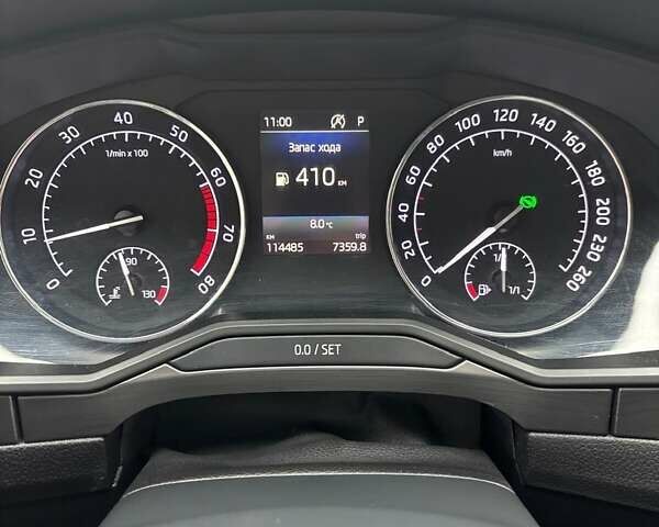 Белый Шкода Суперб, объемом двигателя 1.8 л и пробегом 115 тыс. км за 21300 $, фото 4 на Automoto.ua