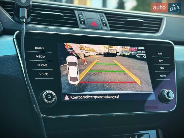 Белый Шкода Суперб, объемом двигателя 1.97 л и пробегом 120 тыс. км за 25999 $, фото 37 на Automoto.ua