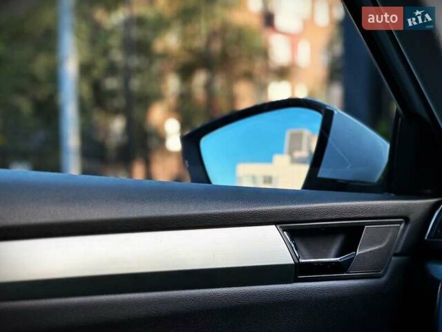 Білий Шкода Суперб, об'ємом двигуна 1.97 л та пробігом 120 тис. км за 29500 $, фото 44 на Automoto.ua