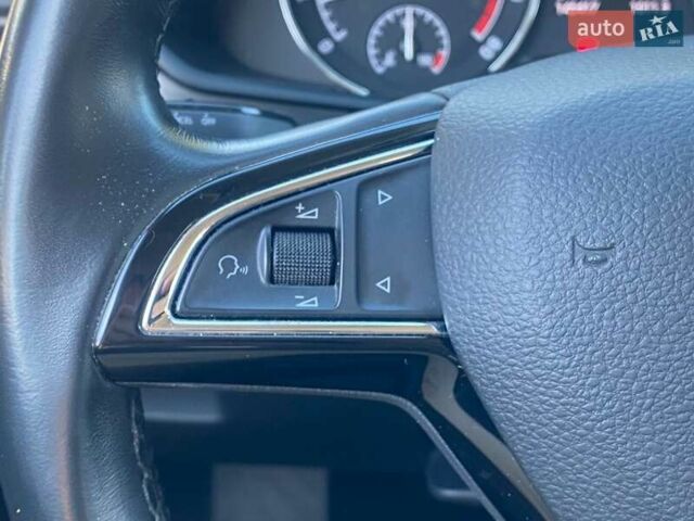 Білий Шкода Суперб, об'ємом двигуна 1.8 л та пробігом 140 тис. км за 21190 $, фото 21 на Automoto.ua