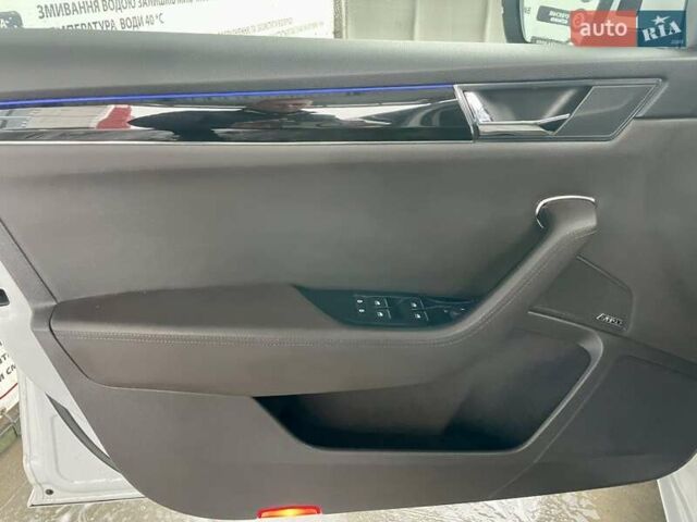 Белый Шкода Суперб, объемом двигателя 1.97 л и пробегом 241 тыс. км за 25600 $, фото 9 на Automoto.ua