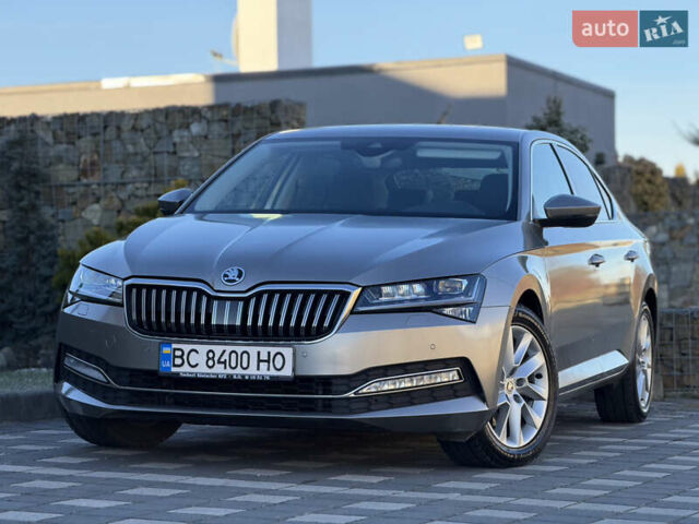 Белый Шкода Суперб, объемом двигателя 1.97 л и пробегом 113 тыс. км за 33999 $, фото 16 на Automoto.ua