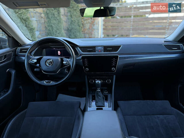 Белый Шкода Суперб, объемом двигателя 1.97 л и пробегом 113 тыс. км за 33999 $, фото 41 на Automoto.ua