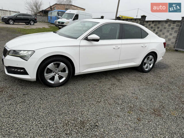 Білий Шкода Суперб, об'ємом двигуна 1.97 л та пробігом 206 тис. км за 25500 $, фото 14 на Automoto.ua