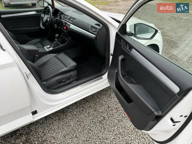 Білий Шкода Суперб, об'ємом двигуна 1.97 л та пробігом 206 тис. км за 25500 $, фото 27 на Automoto.ua