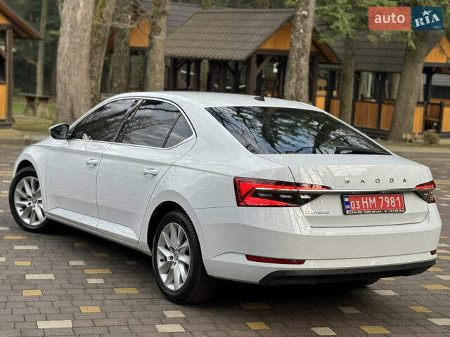 Белый Шкода Суперб, объемом двигателя 2 л и пробегом 164 тыс. км за 25450 $, фото 84 на Automoto.ua