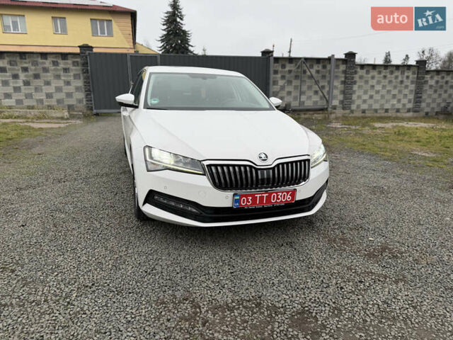 Білий Шкода Суперб, об'ємом двигуна 1.97 л та пробігом 206 тис. км за 25500 $, фото 3 на Automoto.ua