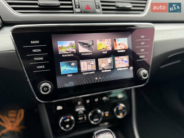 Білий Шкода Суперб, об'ємом двигуна 1.97 л та пробігом 206 тис. км за 25500 $, фото 47 на Automoto.ua