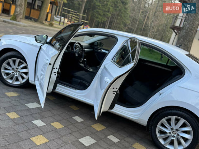 Белый Шкода Суперб, объемом двигателя 2 л и пробегом 164 тыс. км за 25450 $, фото 22 на Automoto.ua