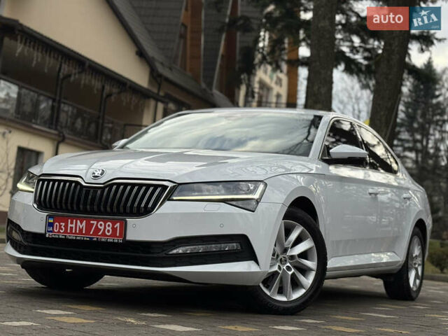 Белый Шкода Суперб, объемом двигателя 2 л и пробегом 164 тыс. км за 25450 $, фото 197 на Automoto.ua